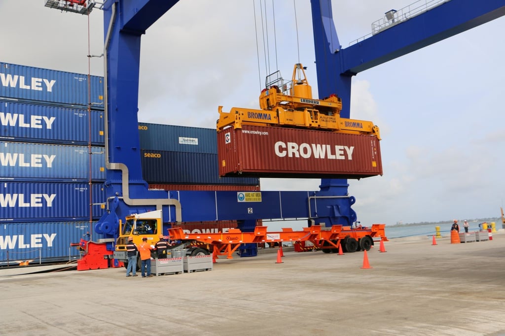 Crowley Initiates Cargo Operations in Puerto Rico Using New Container